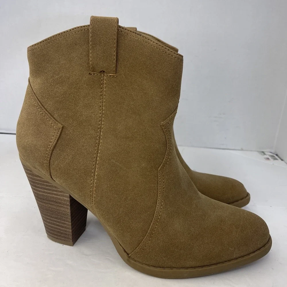 American Eagle Outfitters Women's Boots / Heels Brown 10M - Picture 2 of 13